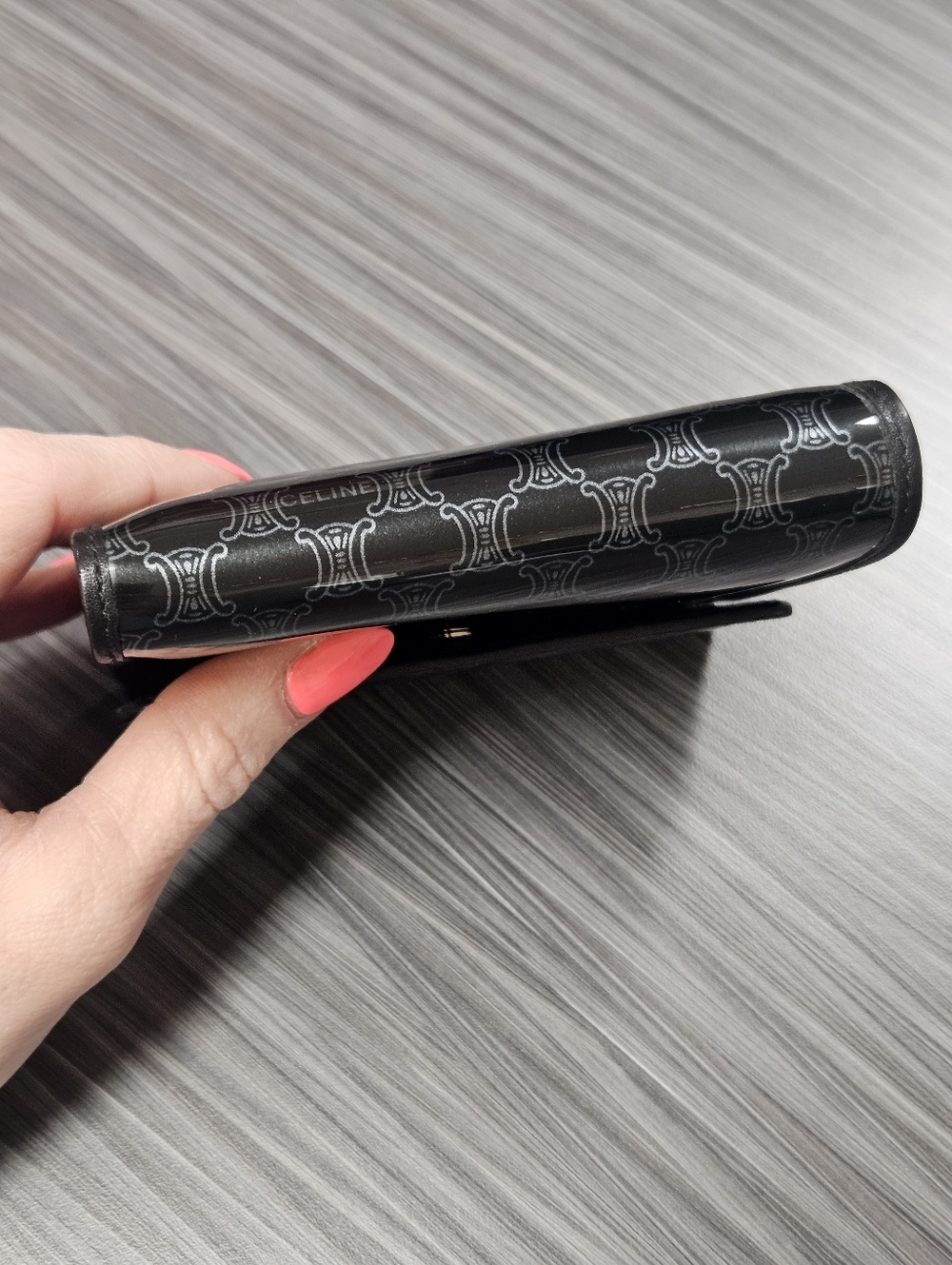 CELINE Portafogli Macadam Blasone Patent Leather Wallet Trifold + Box & Dustbag - Picture 5 of 16